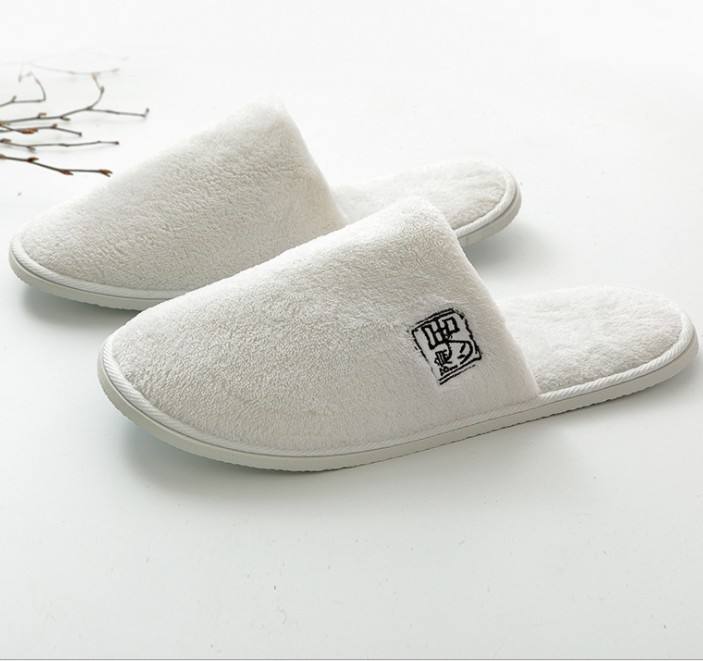 OEM Custom Logo Disposable Indoor Slippers